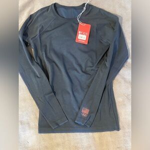 Team USA FIGS Salta women’s Long-Sleeve seamless underscrub-navy